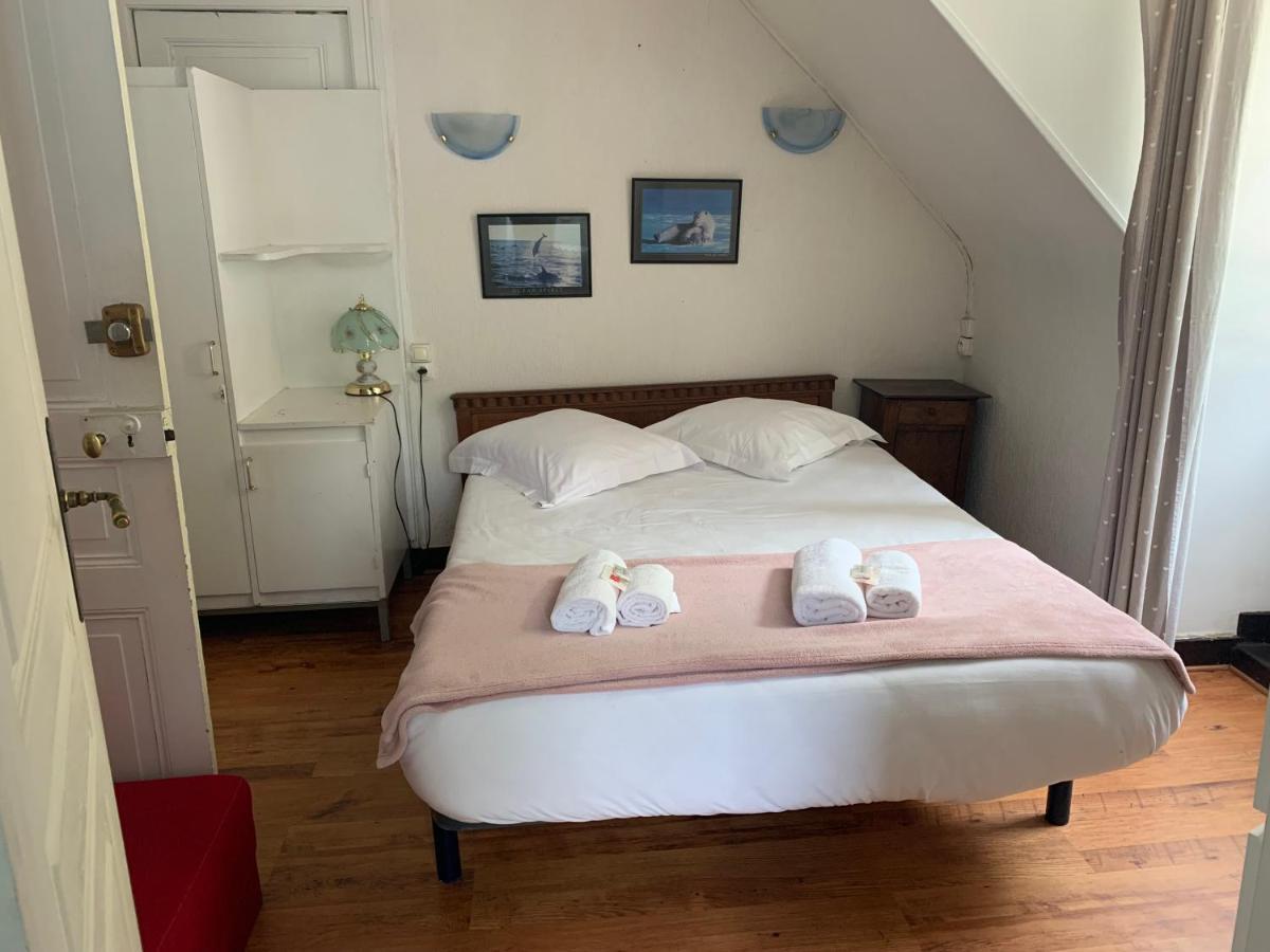 Le Pourquoi Pas Hotel La Bourboule Buitenkant foto