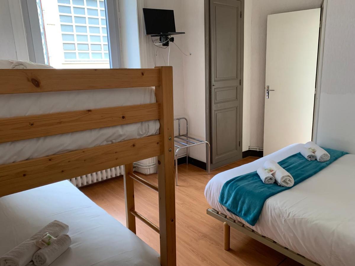 Le Pourquoi Pas Hotel La Bourboule Buitenkant foto